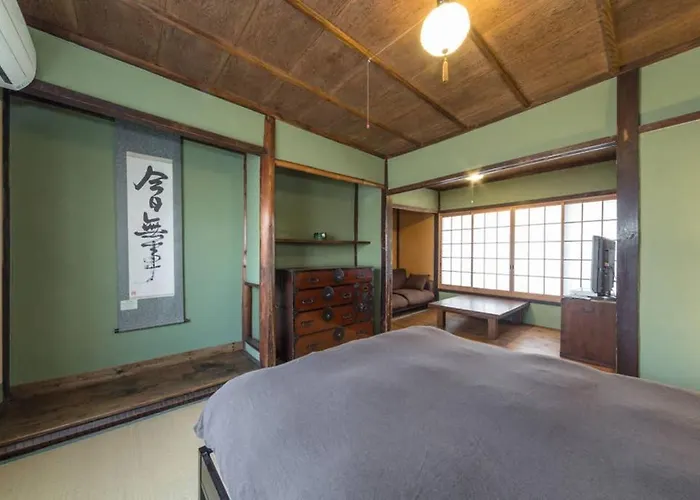 Sanjo Iho-An